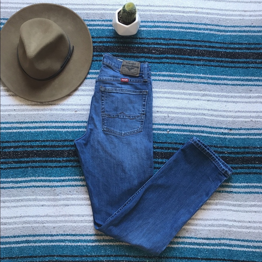 Wrangler Slim Straight Jeans 28